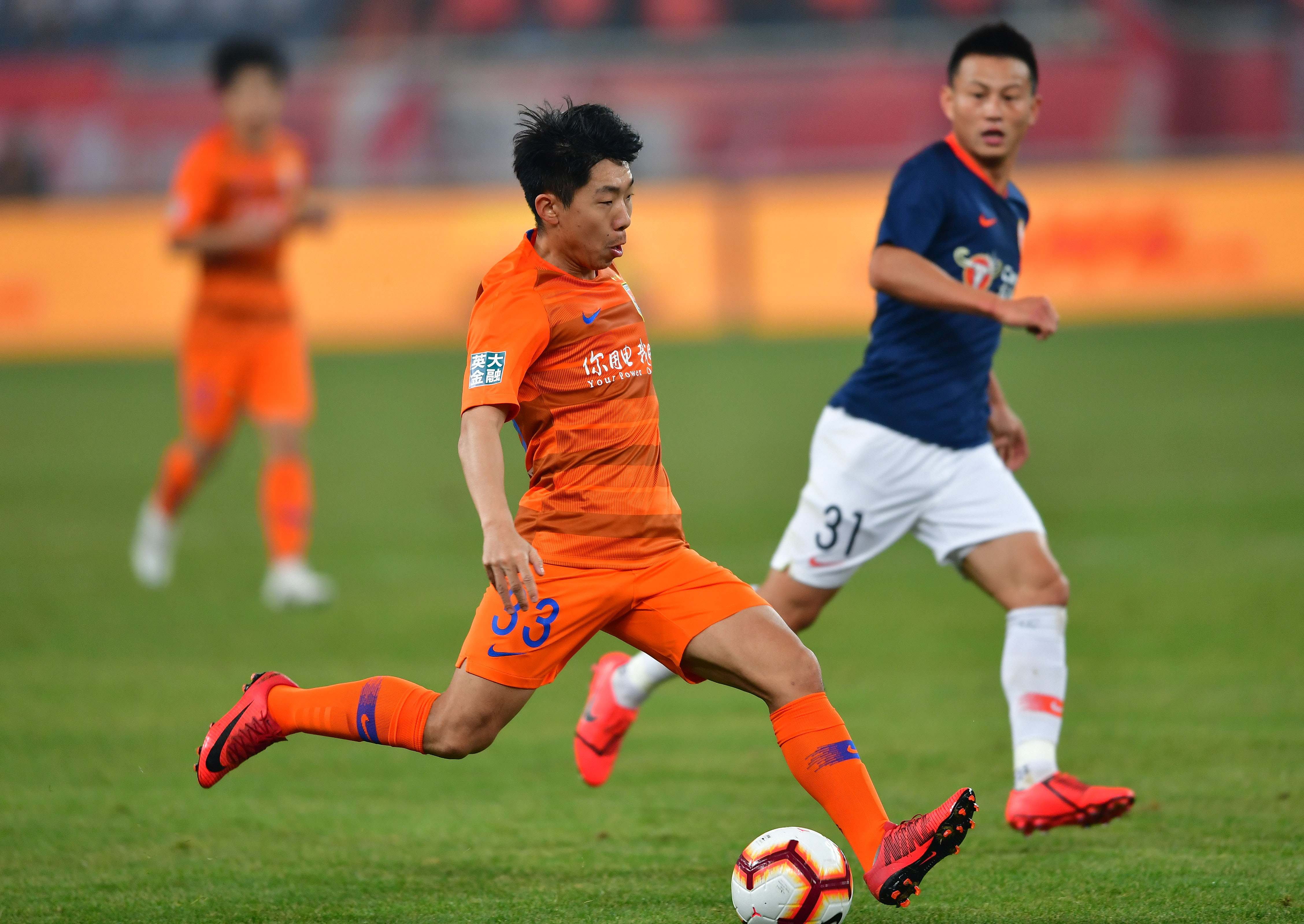 本赛季新秀下半场场均得分：科沃德9.3分，弗拉格9.1分