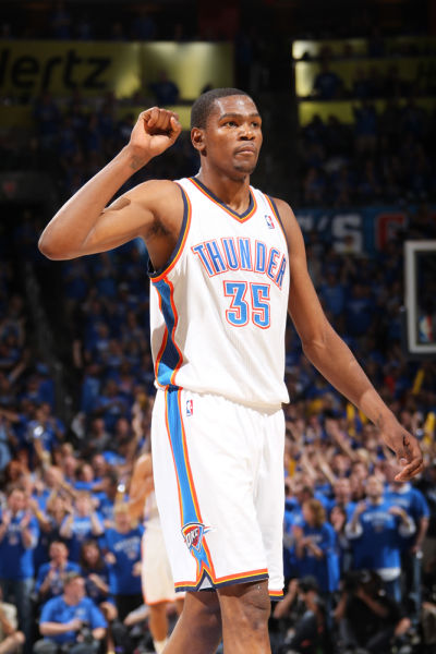 记者：塞门约今日接受曼城体检，将签约五年半