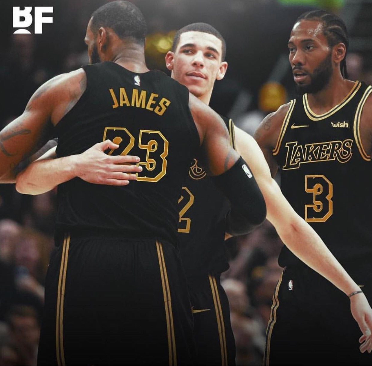 萨卡续约阿森纳，周薪升至30万英镑