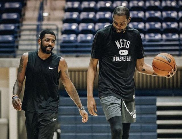 马卡：土耳其客平西班牙后更衣室发生盗窃事件，手表戒指丢失