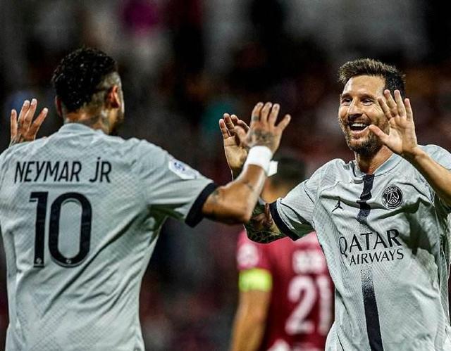 小麦惊天倒钩 苏格兰4-2丹麦晋级世界杯