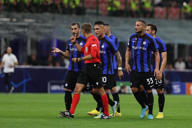 越来越卷的真人互动游戏赛道，《失业了，我获得了亿万游戏财产！》靠什么能杀出重围